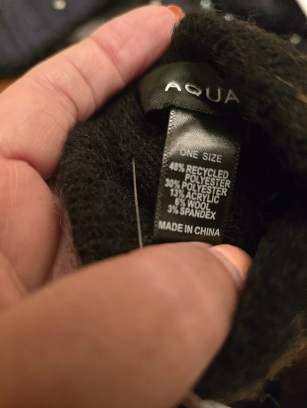 Aqua, Exclusive  to Bloomingdale's- Animal Print Gloves. Gift. Cold Weather